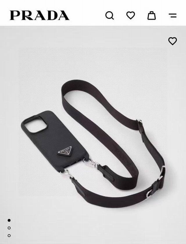 A small hanging bag 5 needs to be noted Prada