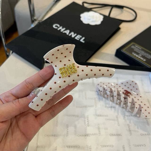 Single Miumiu Miu Miu grab DDD