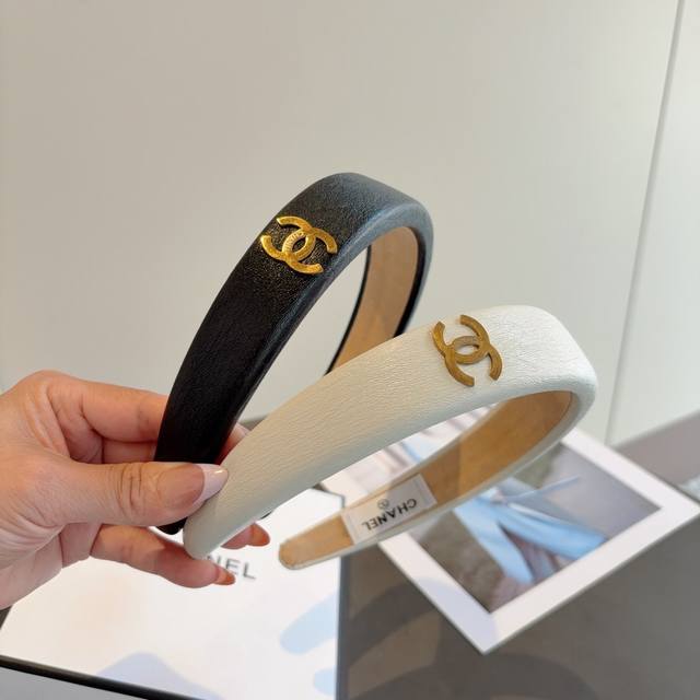 with packaging Chanel Chanel new Korean sheepskin headband, fashionable headban