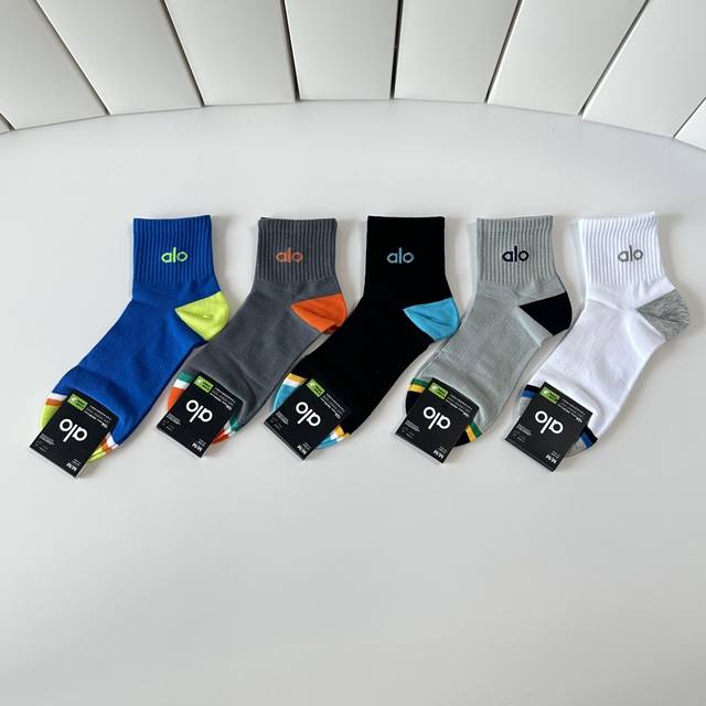 Special packaging Alo new mid-tube socks stacked socks! Five pairs in a box, cou