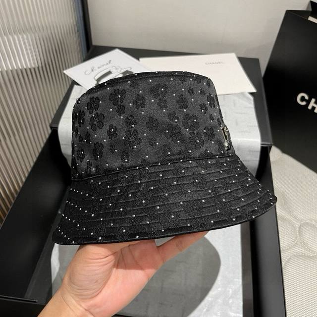 Lv new style fisherman hat, double-sided design, head circumference 57cm DDD