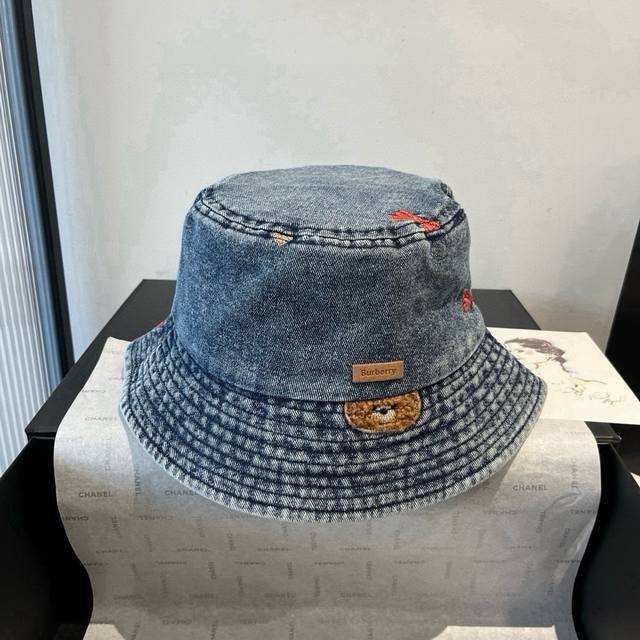 Burberry's new denim bucket hat, head circumference 57cm DDD