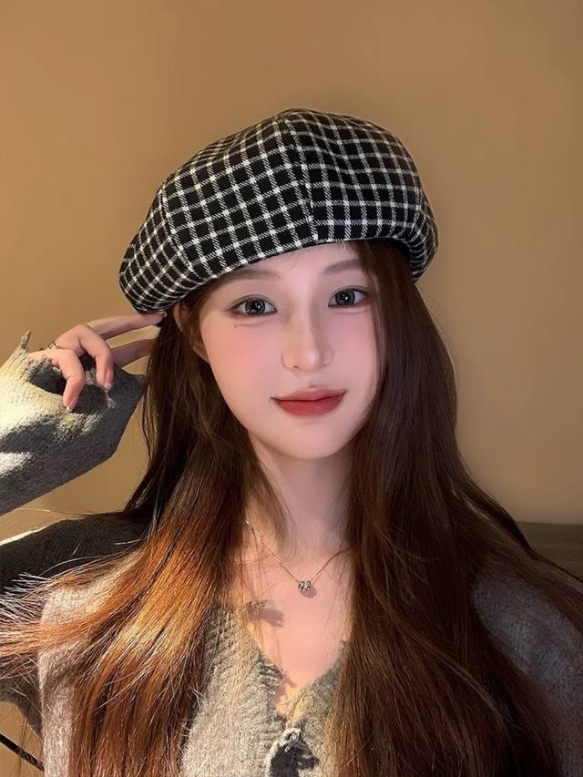 Lv Louis Vuitton Japanese retro plaid beret hat women's spring and autumn 2025 n