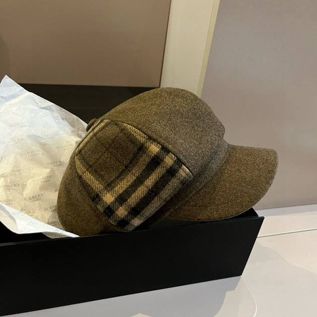 Burberry's new painter's hat, plaid octagonal hat, head circumference 57cm DDD