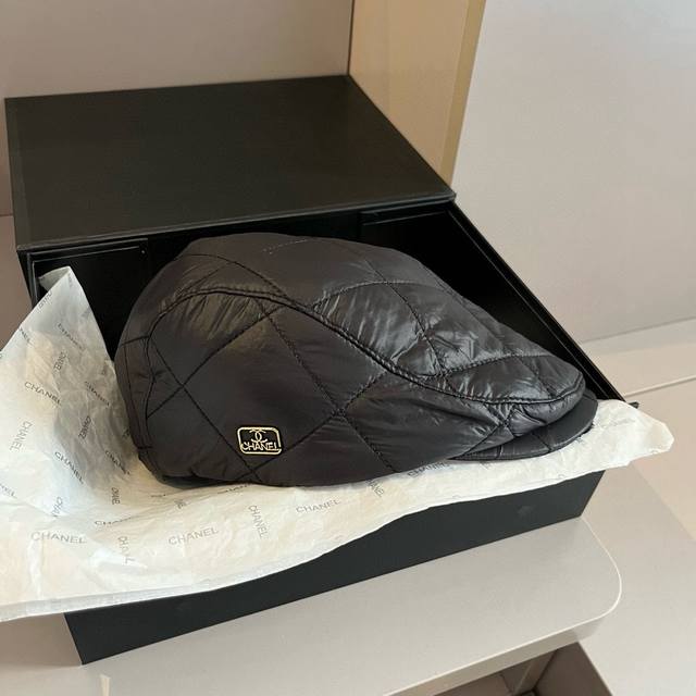 Chanel Air Cotton Forward Peaked Cap, head circumference about 57 DDD