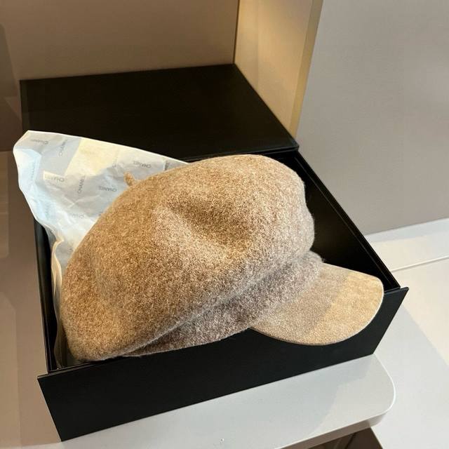 Prada's new duckbill painter's hat, 100% wool fabric, head circumference 57cm DD