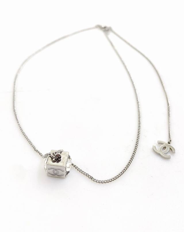 Ch*Nel latest platinum small square necklace consistent Zp brass material DDD