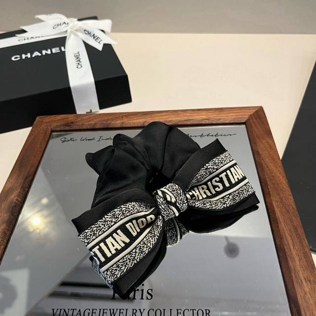 Dior new hairband DDD
