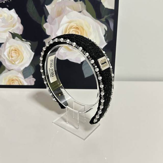 Special counter packaging Miumiu Miu Miu's latest headband Little fairies hurry