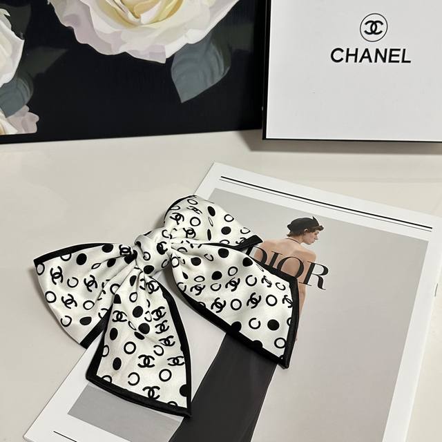 Special counter packaging Chanel latest bow vintage hairpin# Trust me! This is a