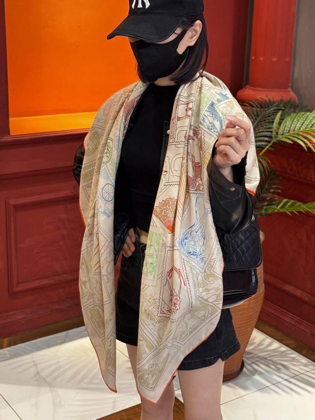 2025 Fall/Winter Preview! Double-Sided, Tonal Silk Square Scarf. Hand-Hemmed Cas