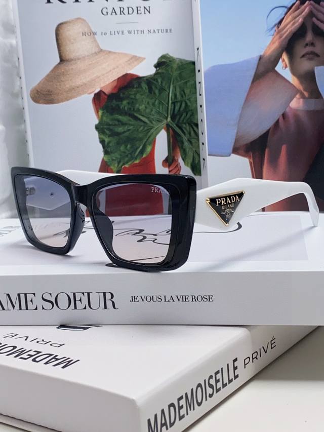 Prada Prada 2025 new sunglasses for women summer anti-ultraviolet sunglasses dri