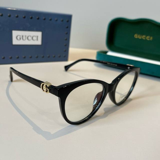 Gucci new optical glasses for men and women DDD