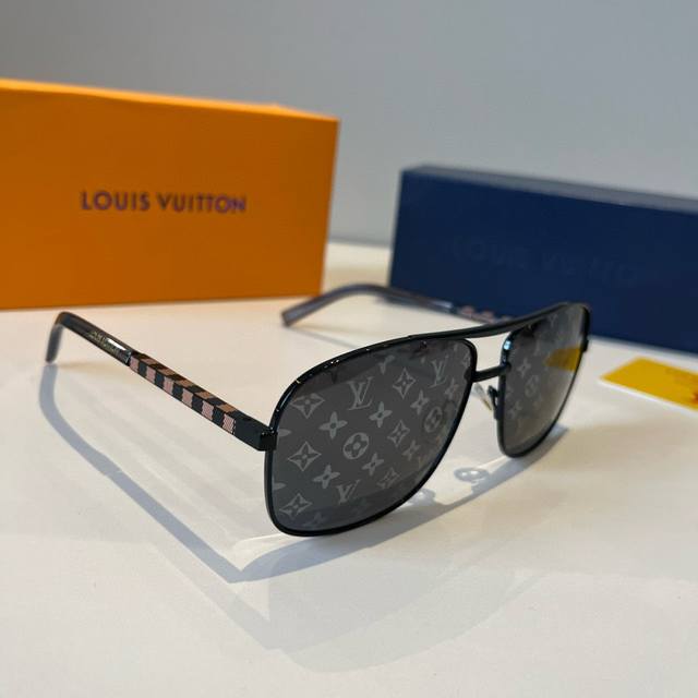 Lv Louis Vuitton new one-piece driving glasses sunglasses travel must have many