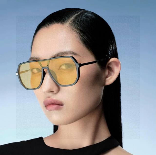 Gucci 2025 new men's and women's couple's sunglasses, polygonal, IP-plated, neve