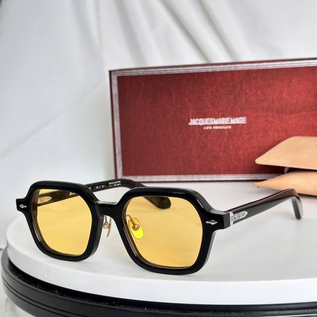 Jacques Marie Mag Model