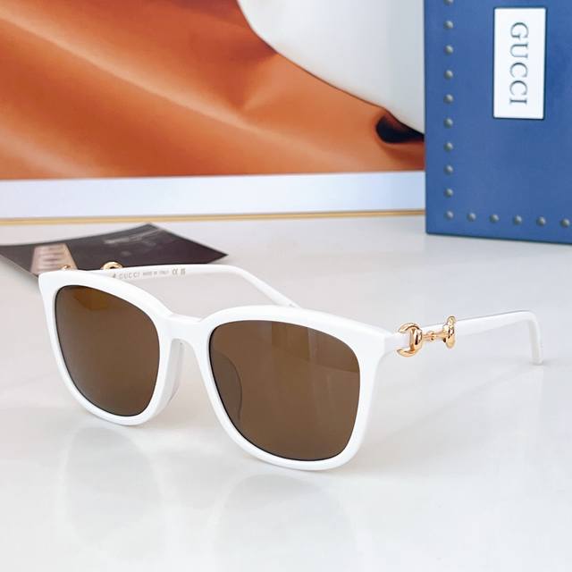 Gucc* Model:Gg2057Sk Size: 56 ports 19-145 DDD