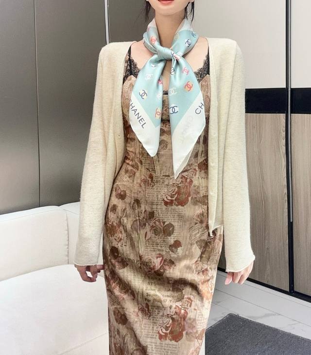 Chamel Little Chanel Bow 90 Silk Square Scarf Grab the VIP Recommendation, so hu