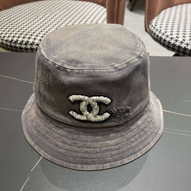 Chanel cowboy hat spring and summer four seasons style old fisherman hat outdoor