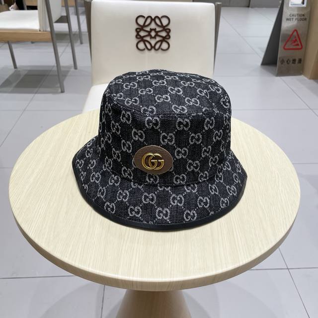 Gucci 2025 new jacquard denim bucket hat, very trendy! Casual sports style, clas