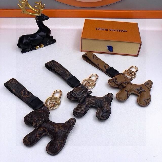 With original packaging and pictures Lv Schnauzer bag pendant, keychain, 10,000