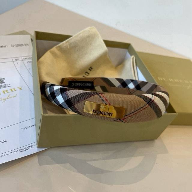 Burberry new headband, Bb style headband DDD