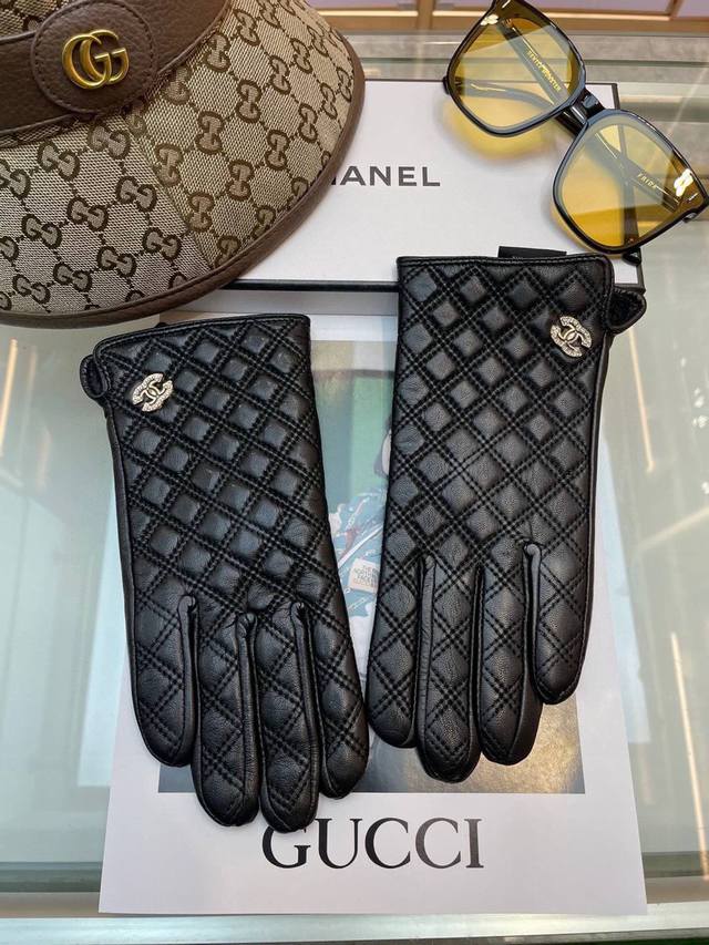 Chanel new women's gloves sheepskin leather ultra-thin soft and comfortable spec