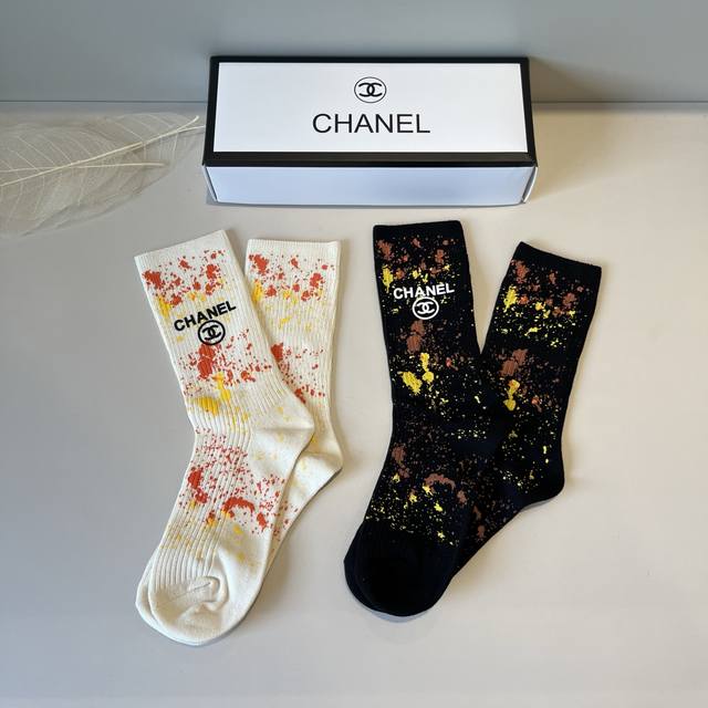 Chanel's new early autumn stockings, classic style, fashionable and advanced! A