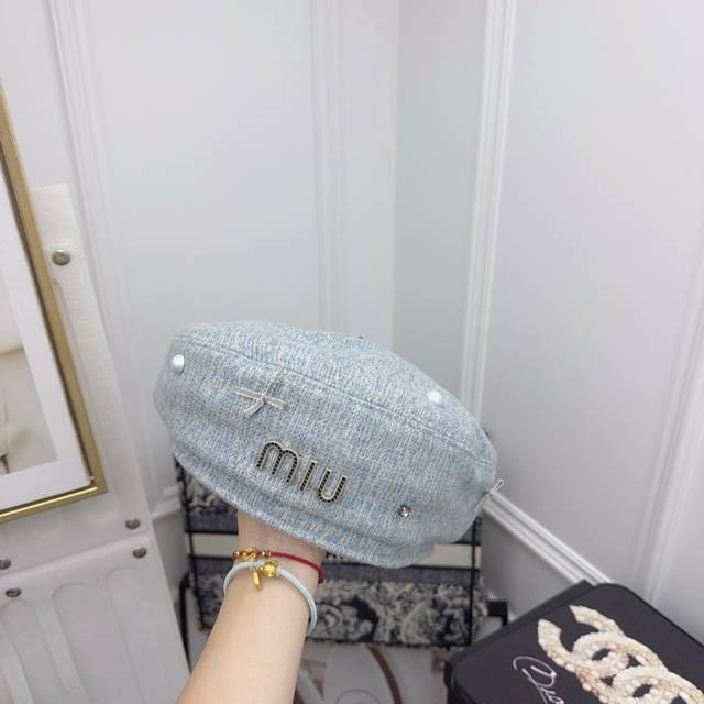 Miu Miu New custom beret Autumn and winter denim blue giant white DDD