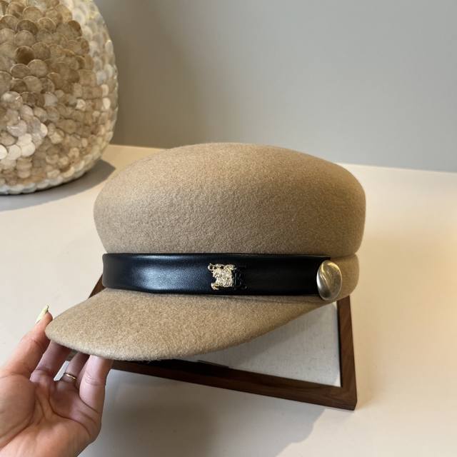 Burberry autumn and winter new wool military cap, 100% wool fabric head circumfe