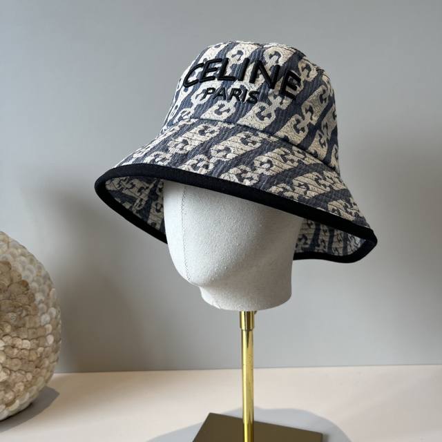 Celine new bucket hat, head circumference 57cm DDD