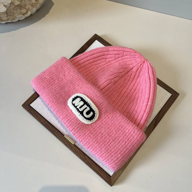 Miu Miu new knitted wool hat DDD