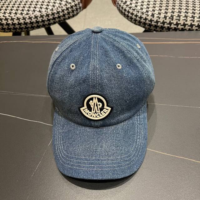 Moncler new denim baseball cap, excellent quality, basic head circumference 56,