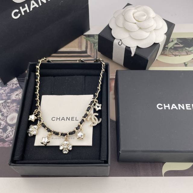 We offer a stylish, multi-accessory necklace for 10900! Inquire for larger quan