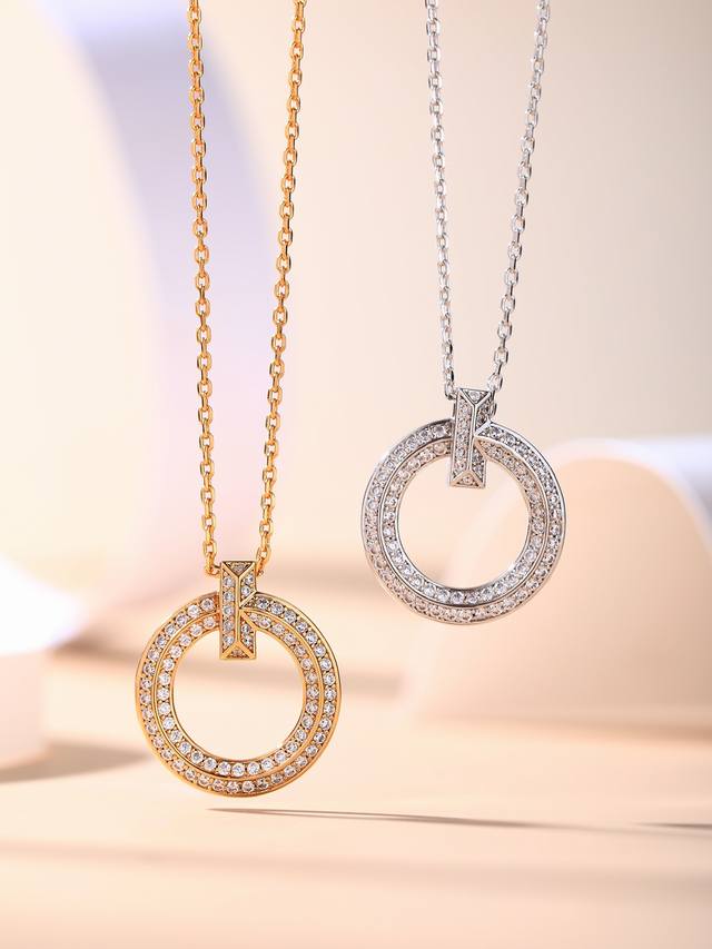 The modern style of the T1 series full diamond necklace, interpreting the power