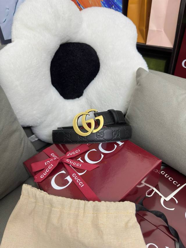 Gucci Aad5L all-match black Gg embossed 3.0Cm flat Gg buckle DDD