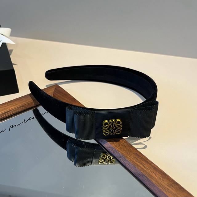 Loewe headband DDD
