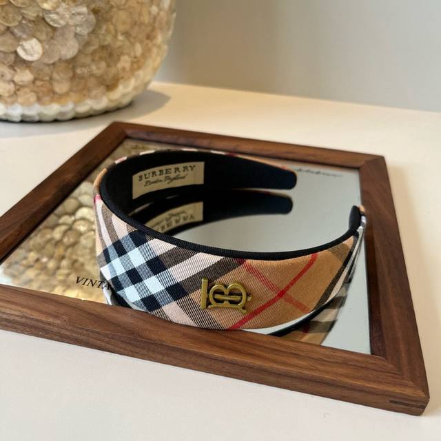 Burberry new headband DDD