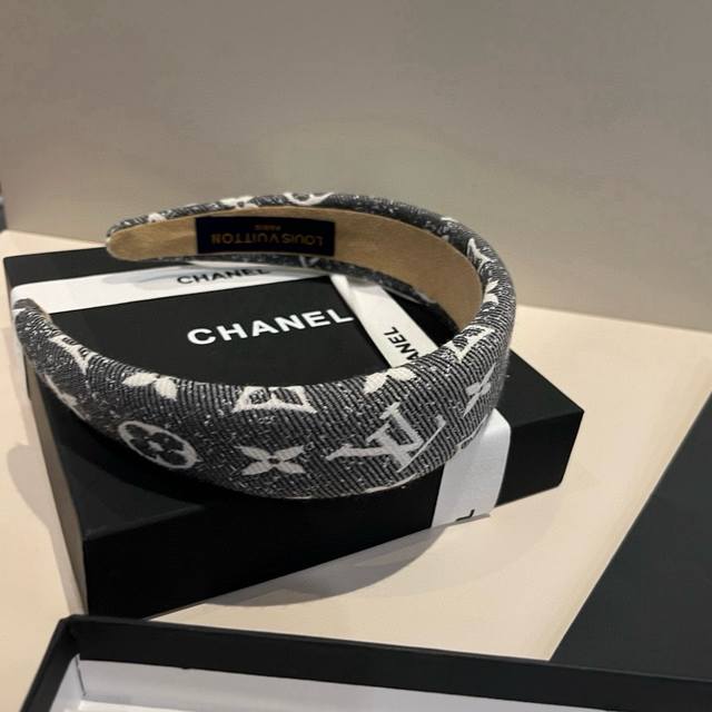 Lv Louis Vuitton new headband DDD