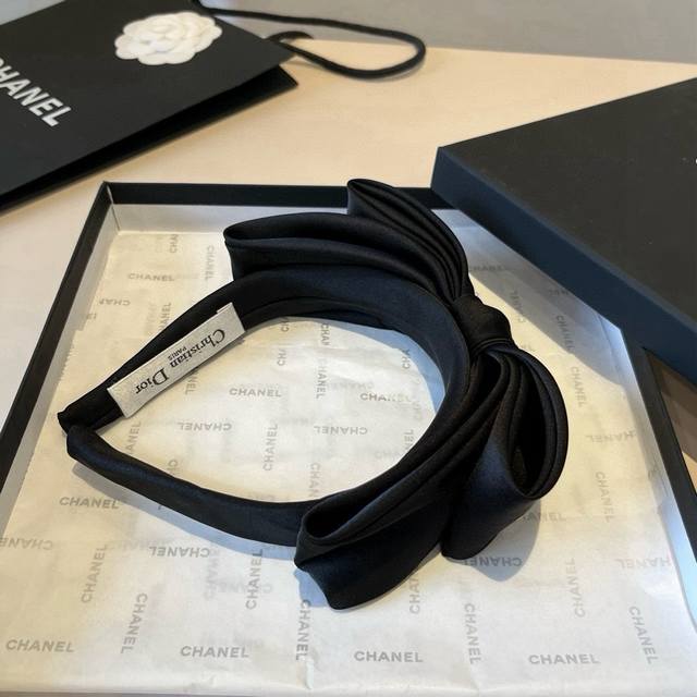 Dior new headband DDD