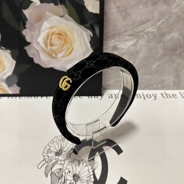 Special counter packaging Gucci latest headband Little fairies hurry up Special