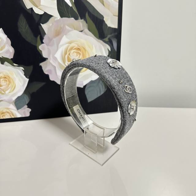 Special counter packaging Chanel Chanel's latest headband Little fairies hurry u