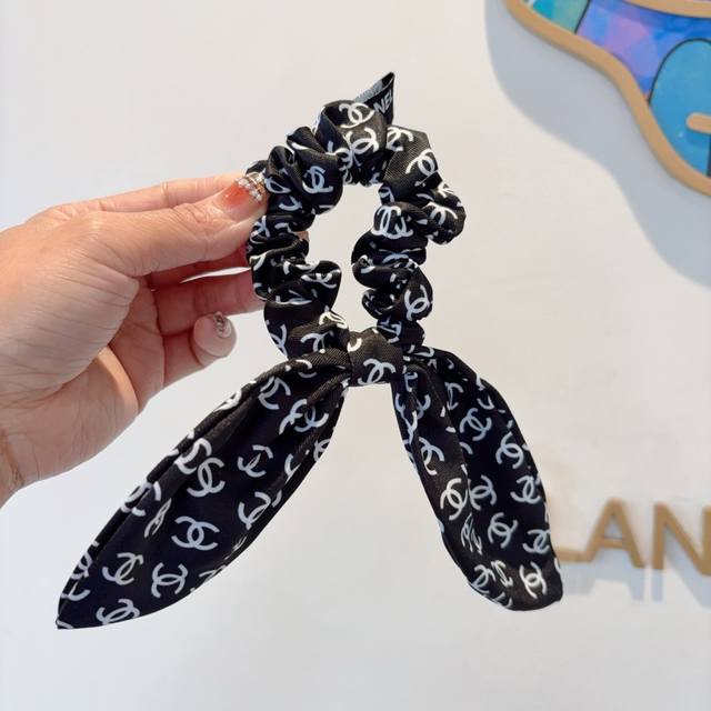 with packaging Chanel Chanel letter ribbon ponytail hair ring butterfly colon r