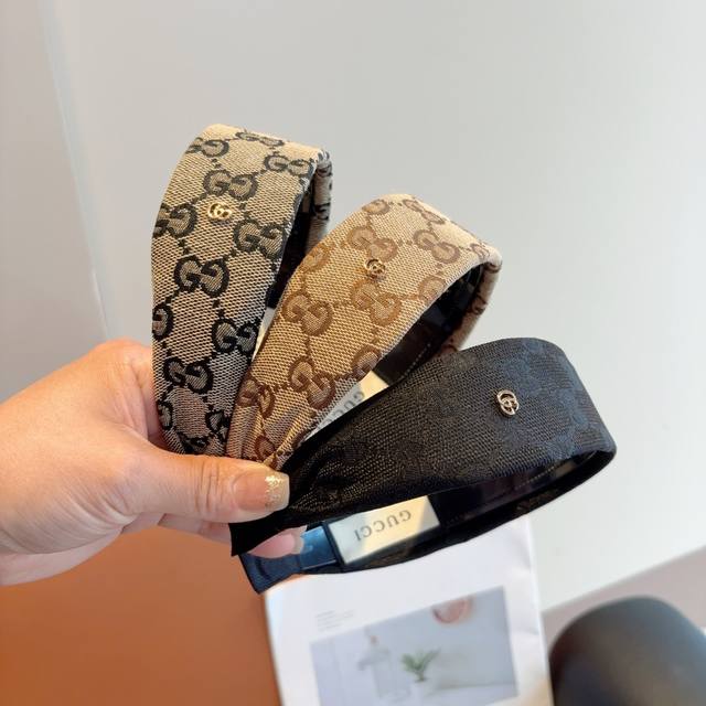 with packaging Gucci Gucci classic new headband, goddess must-have headband, ve