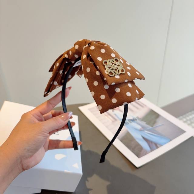 with packaging Chanel Chanel's new style polka dot bow exquisite headband, retr