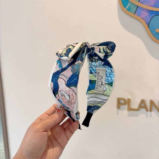 with packaging Hermes Hermes popular custom bow headband, the same headband as