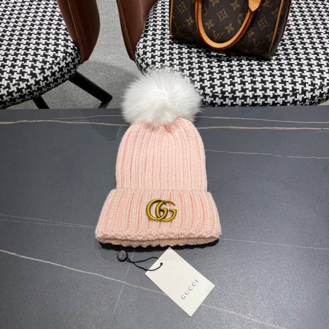 Gucci 2025 fashion French wool fox fur ball hat women's winter warm knitted hat