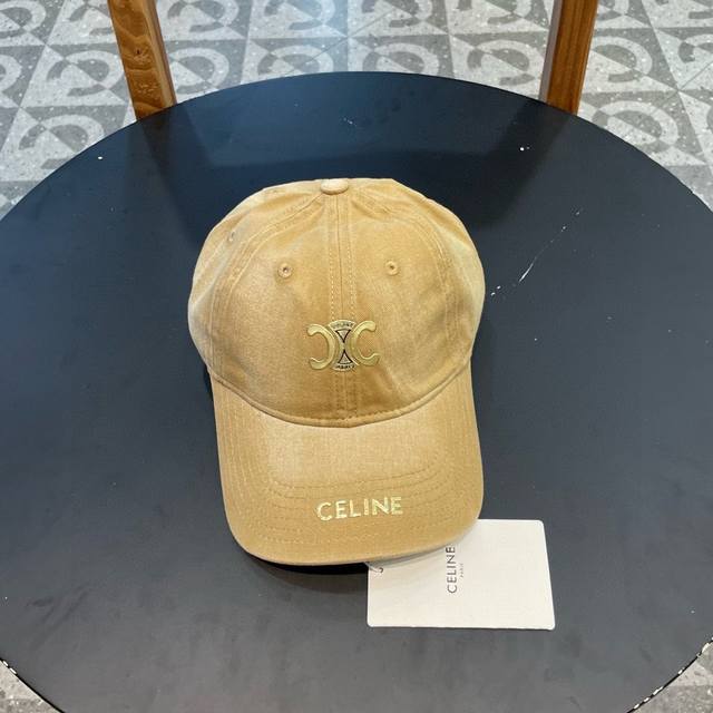 Celine baseball capYou have to have this hat. Simple but very recognizable, it w
