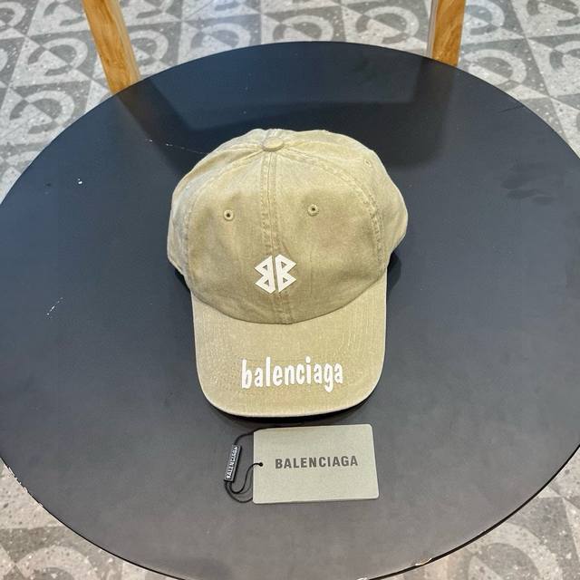 Balenciaga early spring new counter new simple embroidered baseball cap, very t