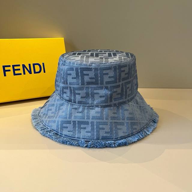 Fendi Fendi old flower series bucket hat classic Ff mid-century single product,